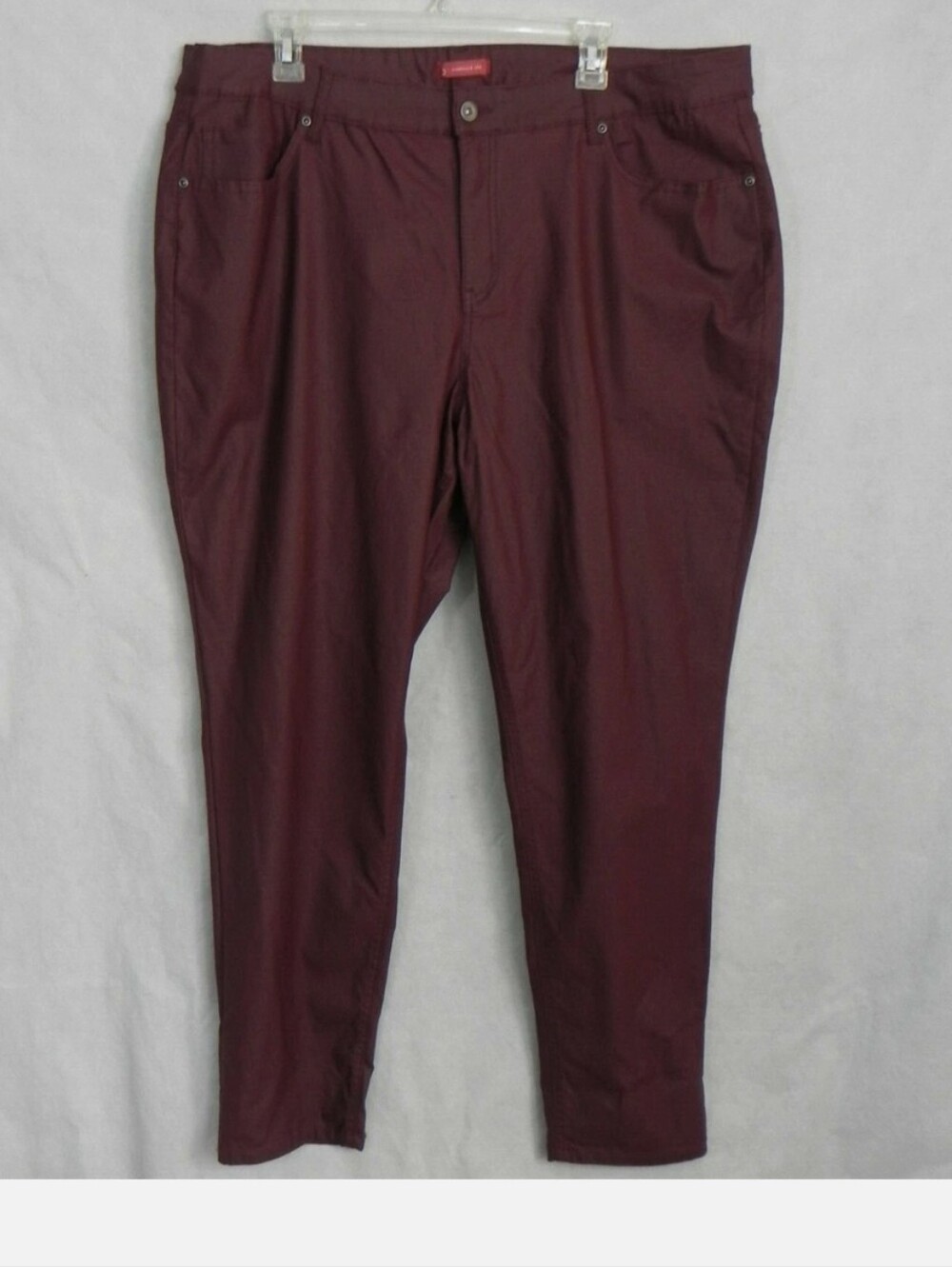 Dressbarn straight-leg plus-size stretch jeans in a burgundy/merlot shade NWOT